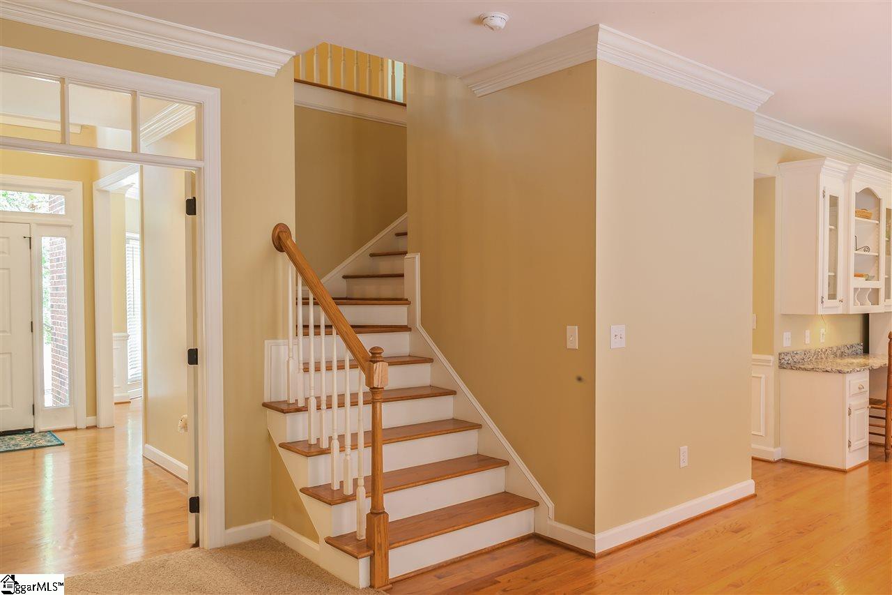 213 Quail Ridge Drive Simpsonville, SC 29680 - Photo 8 of 33 Gallery Image 8