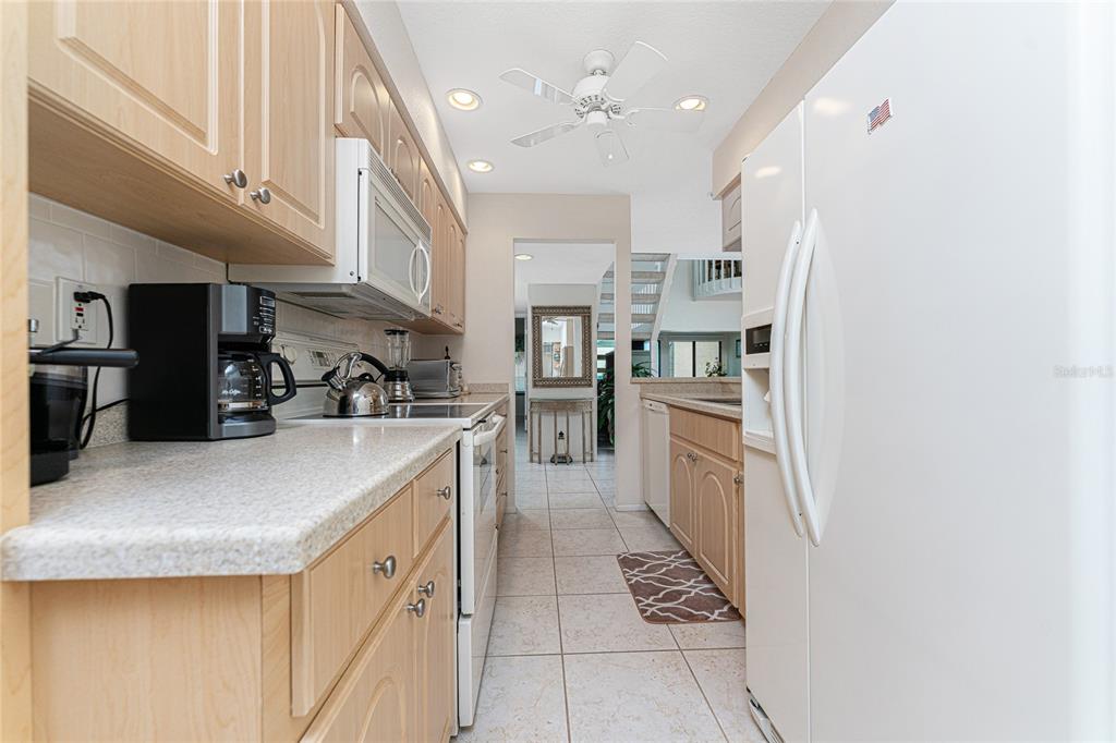 2950 North Beach Road, Unit B522 Englewood, FL 34223 - Photo 16 of 53