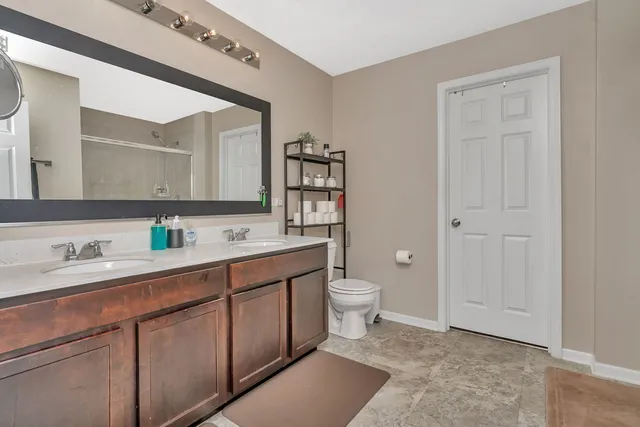 $379,999 | 6611 Eich Drive, Joliet, IL 60431