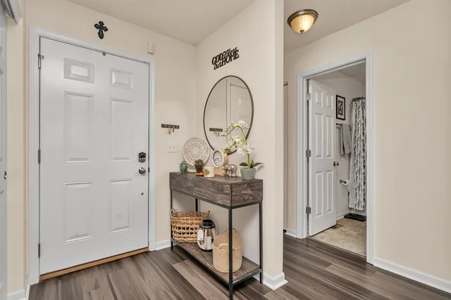 $379,999 | 6611 Eich Drive, Joliet, IL 60431