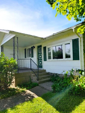 $172,500 | 4914 Main Street, Onekama, MI 49675
