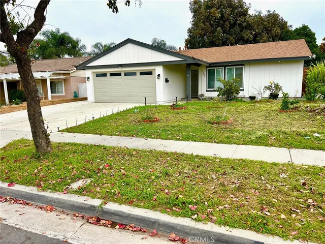 $3,400 | 1006 Acacia Street, Corona, CA 92879