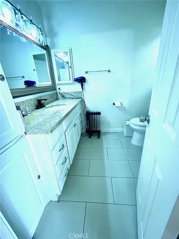 $3,400 | 1006 Acacia Street, Corona, CA 92879