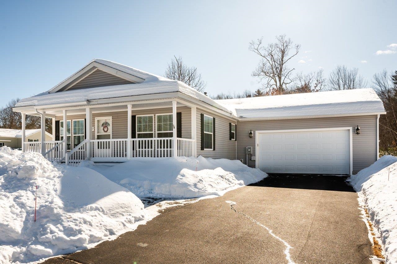 17 Ashleigh Lane Rochester, NH 03867 - Photo 1 of 31