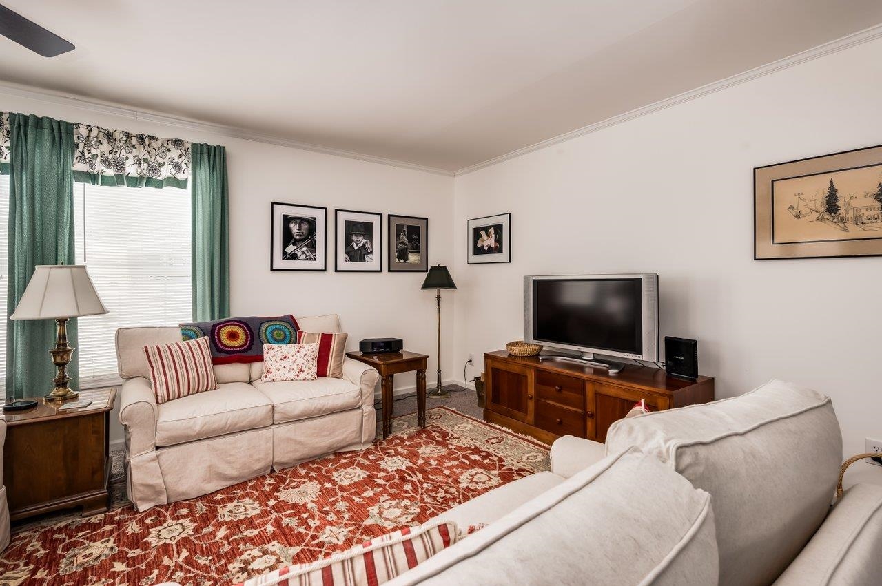 17 Ashleigh Lane Rochester, NH 03867 - Photo 5 of 31