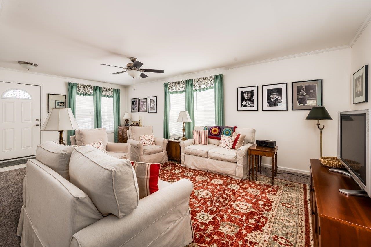 17 Ashleigh Lane Rochester, NH 03867 - Photo 6 of 31