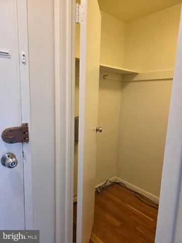 $1,950 | 10432 Rockville Pike, Unit 301, North Bethesda, MD 20852