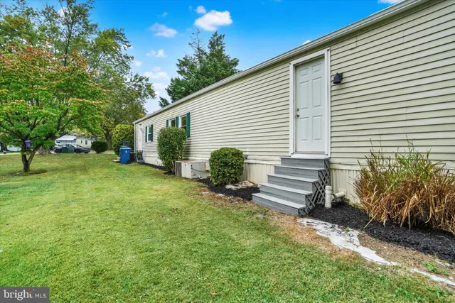 $59,900 | 209 Holly Drive, Mount Wolf, PA 17347