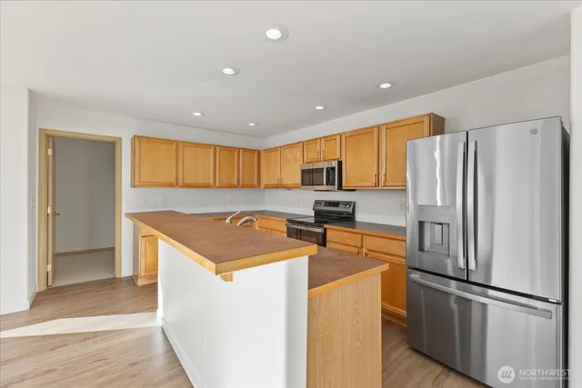 $739,000 | 17905 Southeast 259th Street, Covington, WA 98042