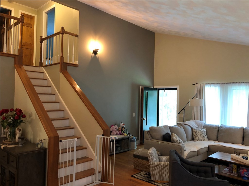 77 Winchester Drive Glocester, RI 02857 - Photo 5 of 50