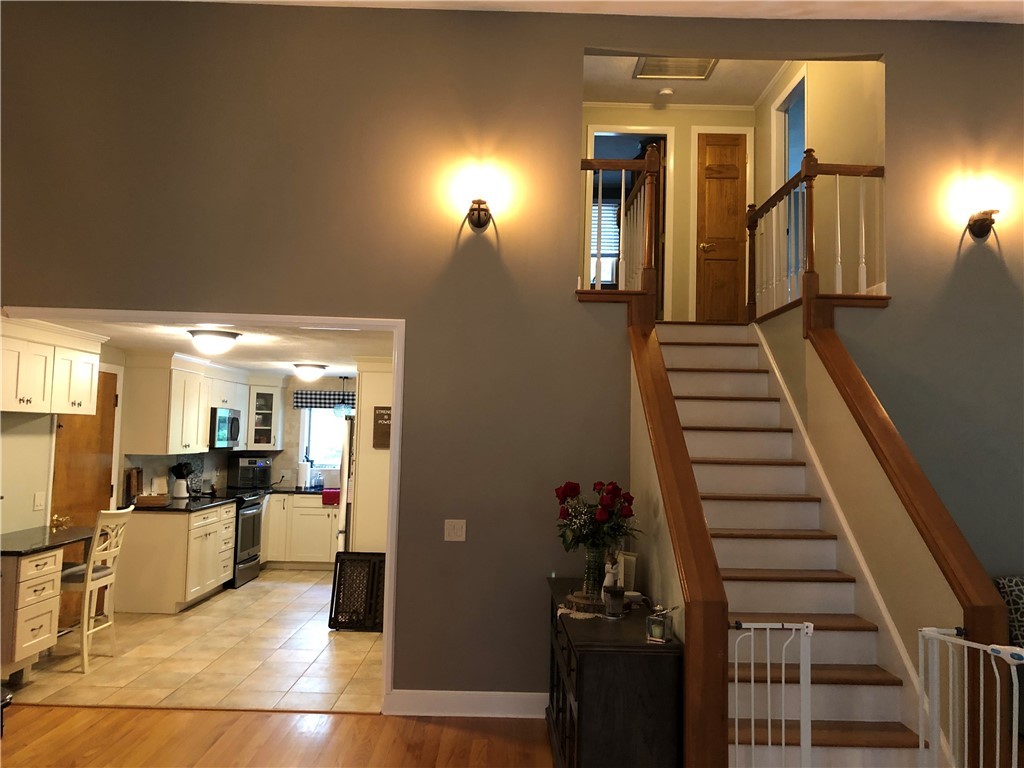 77 Winchester Drive Glocester, RI 02857 - Photo 6 of 50