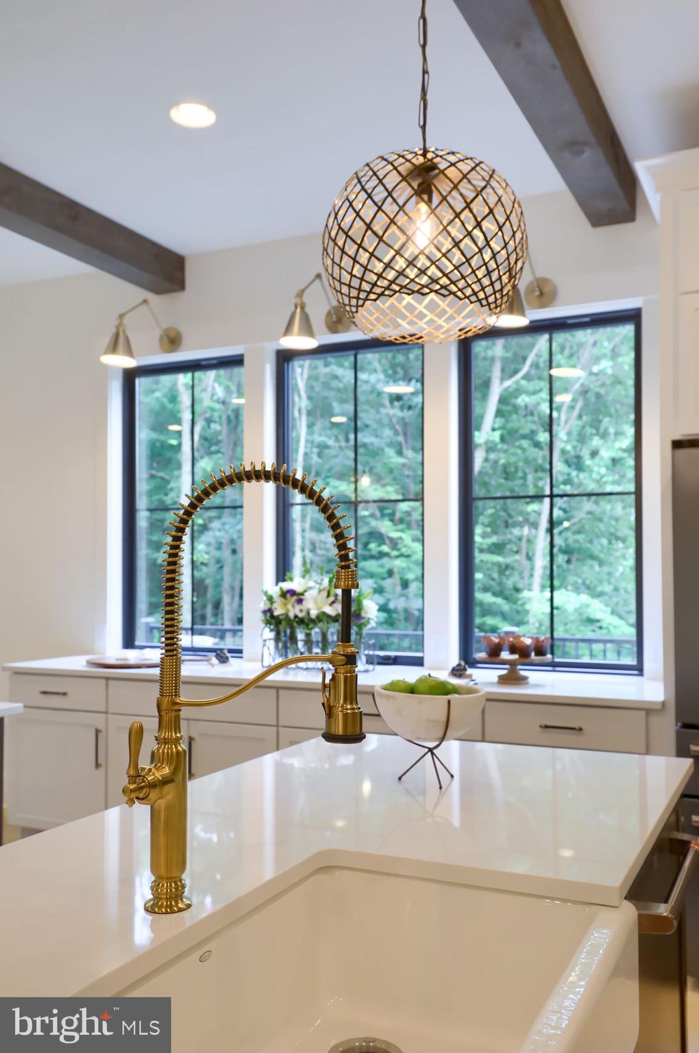 1036 Lititz Bend Drive Lititz, PA 17543 - Photo 5 of 14 Similar Kitchen