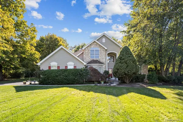 $1,649,000 | 7 Birdie Drive, Suffern, NY 10901