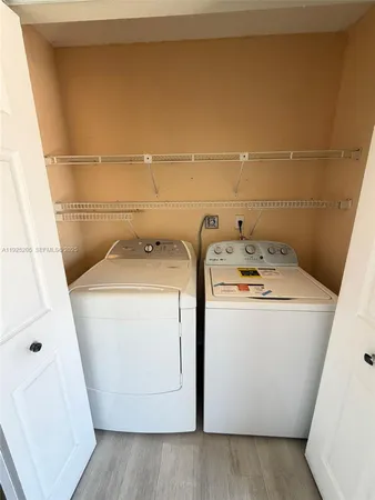 $299,997 | 3375 West 76th Street, Unit 211, Hialeah, FL 33018