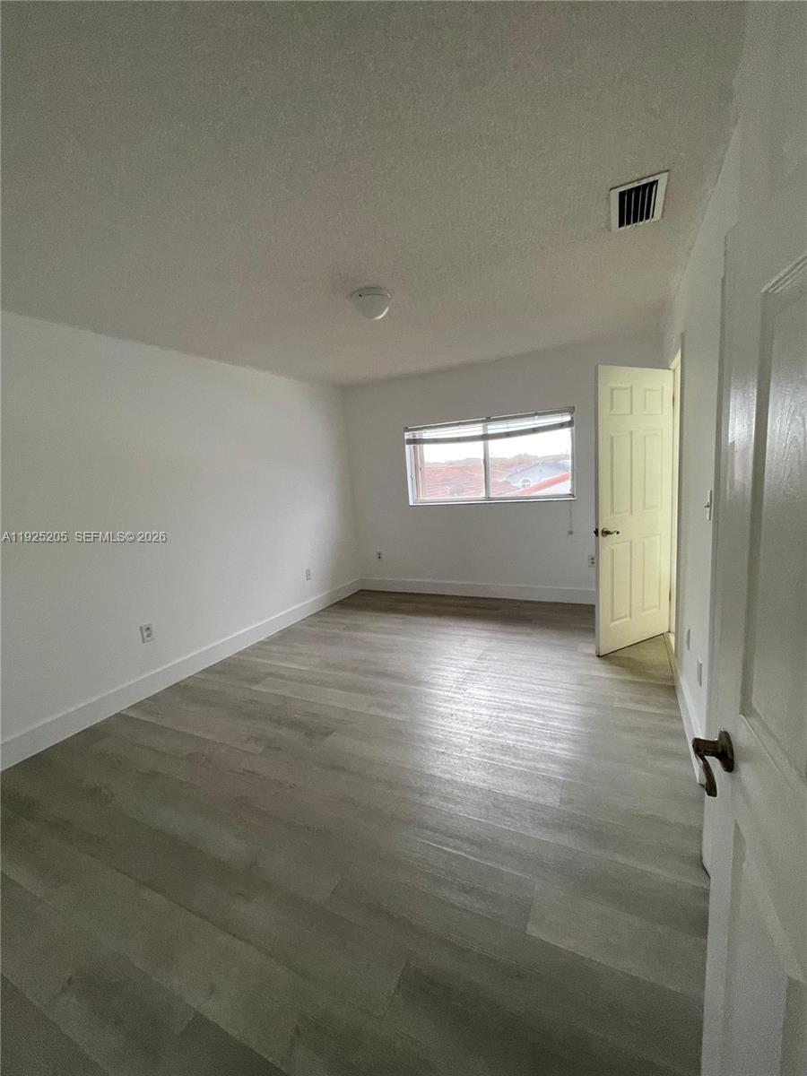 3375 West 76th Street, Unit 211 Hialeah, FL 33018 - Photo 13 of 21