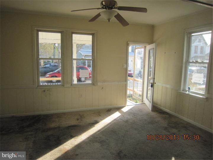 17 Spring Garden Street Riverside, NJ 08075 - Photo 9 of 16