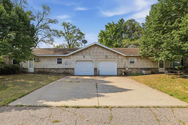 $259,000 | 3017-3019 Bush Street, Stevens Point, WI 54481