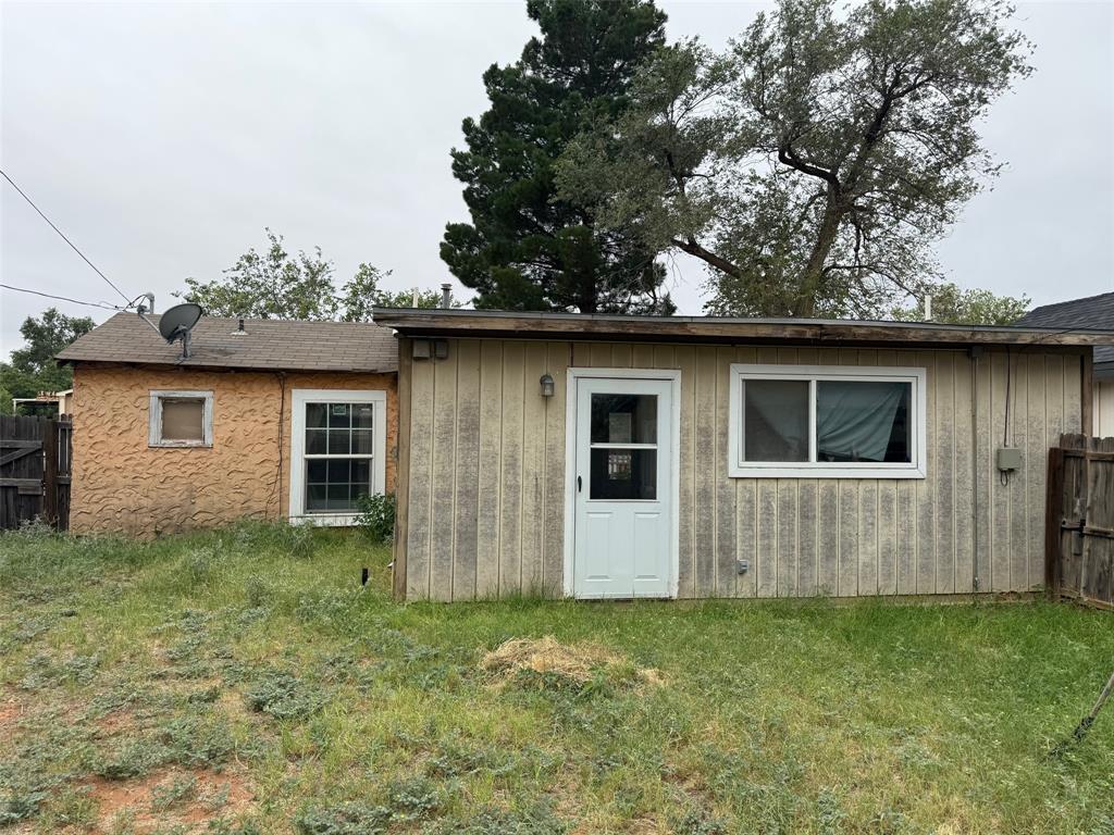 306 Southwest 5th Street Andrews, TX 79714 - Photo 5 of 12