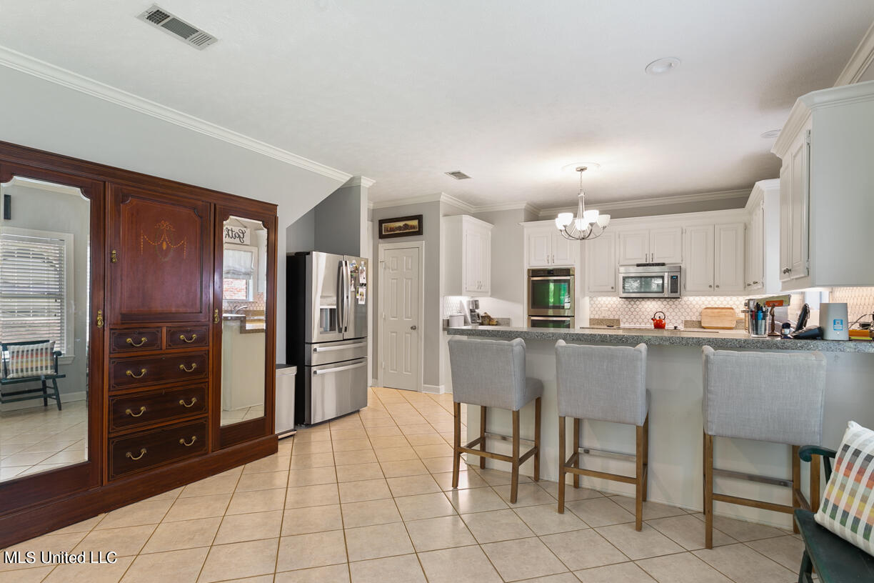 136 Sunflower Road Madison, MS 39110 - Photo 12 of 40 136 Sunflower final-9