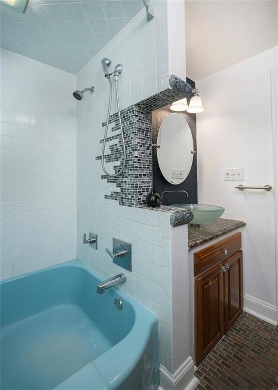 127 Beech Road Pittsburgh, PA 15239 - Photo 17 of 30