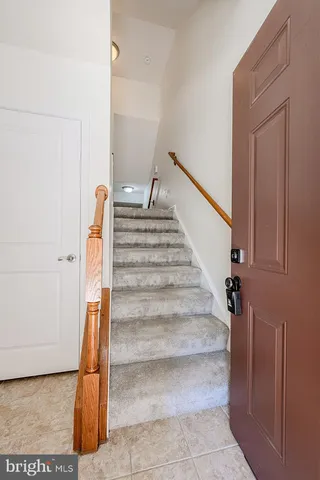 a view of entryway and hall