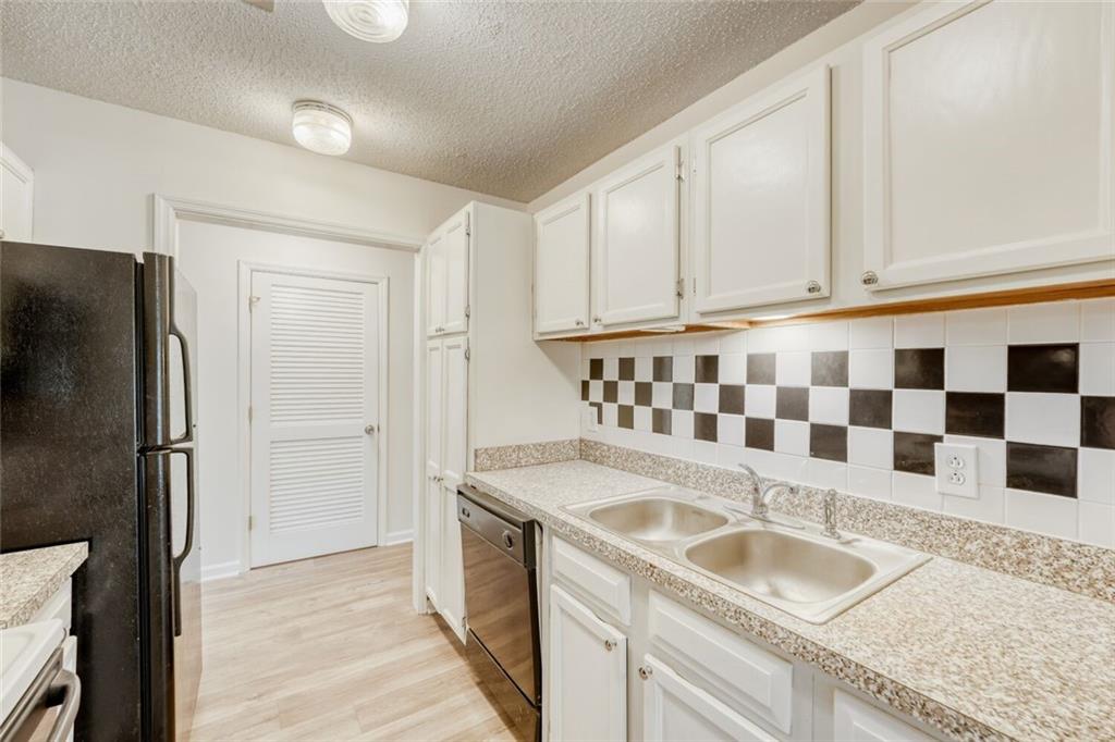 1750 Clairmont Road, Unit 4 Decatur, GA 30033 - Photo 11 of 53