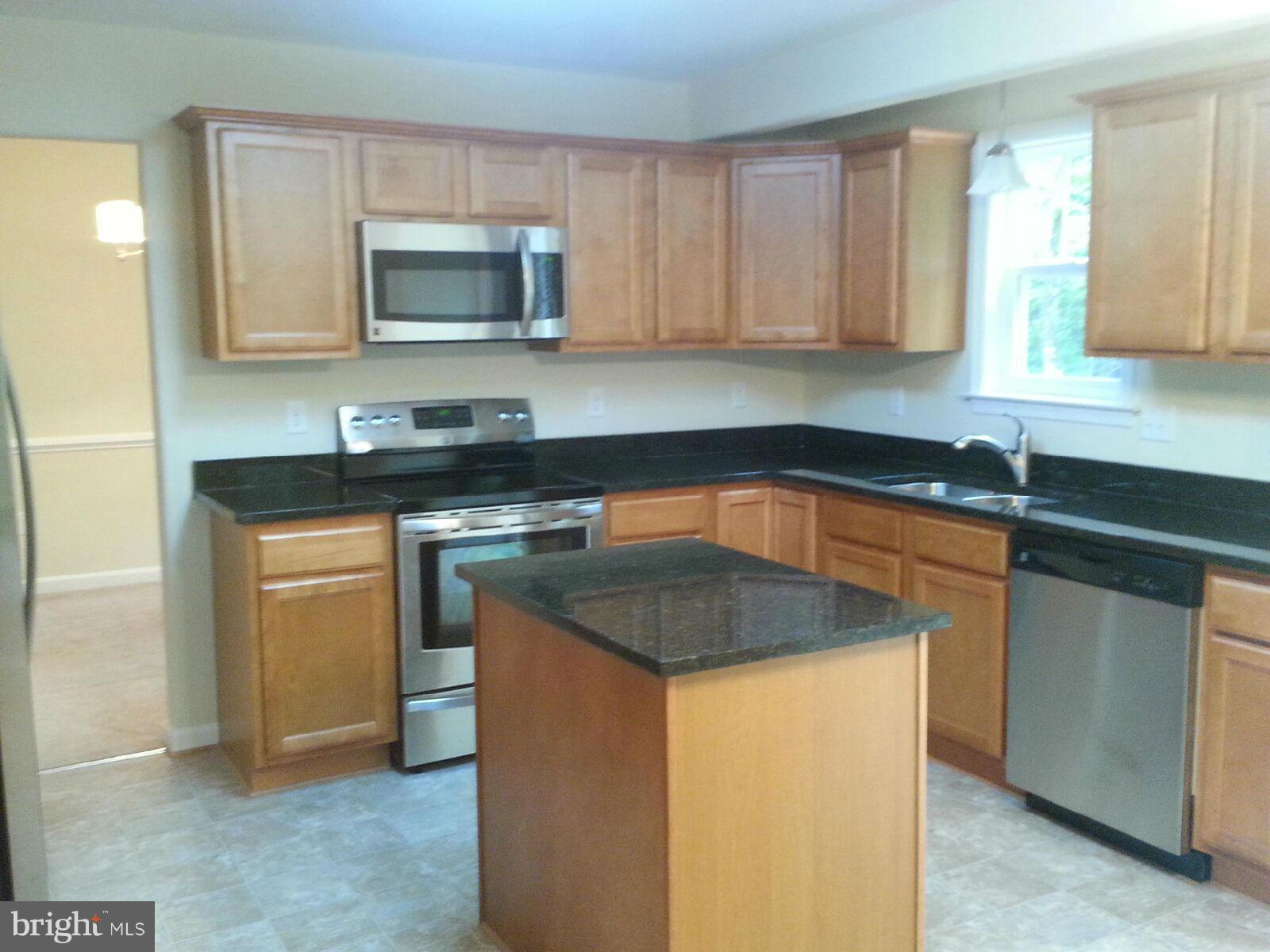 168 Doc Stone Road Stafford, VA 22556 - Photo 3 of 23 Kitchen