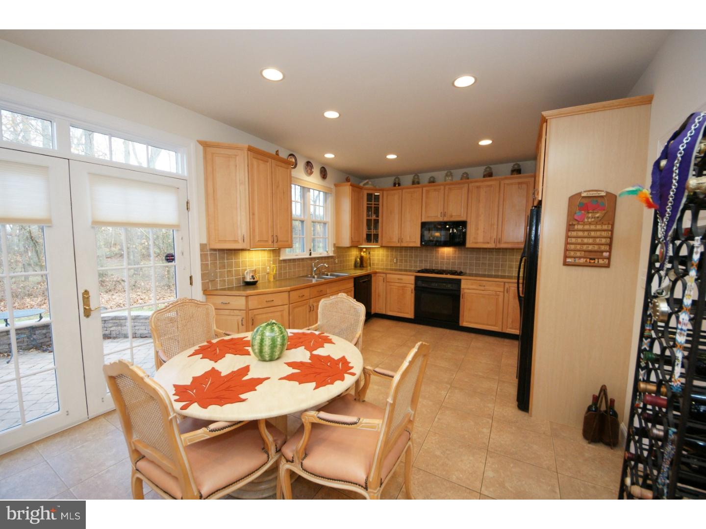 47 Walters Road Robbinsville, NJ 08691 - Photo 13 of 24 Breakfast Room