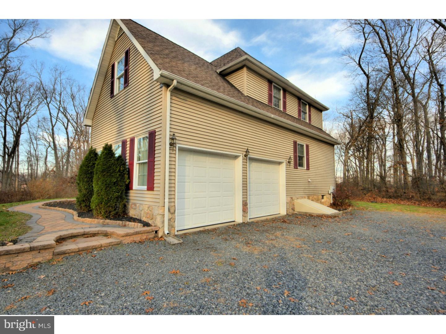 47 Walters Road Robbinsville, NJ 08691 - Photo 3 of 24 Exterior Side