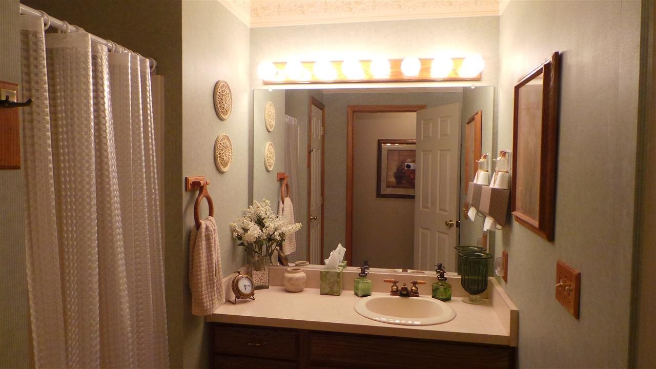 58240 Beehler Road Osceola, IN 46561 - Photo 10 of 21 Gallery Image 10