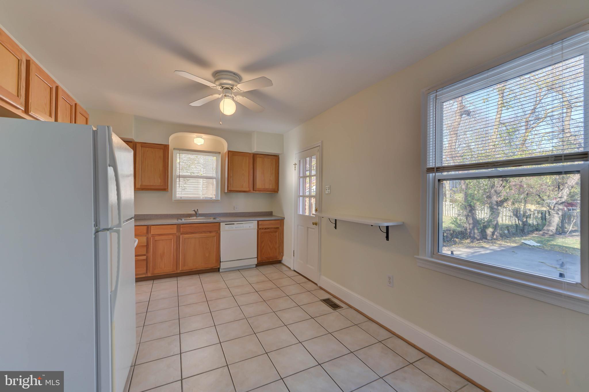 8511 Cedar Street Silver Spring, MD 20910 - Photo 12 of 54 Gallery Image 12
