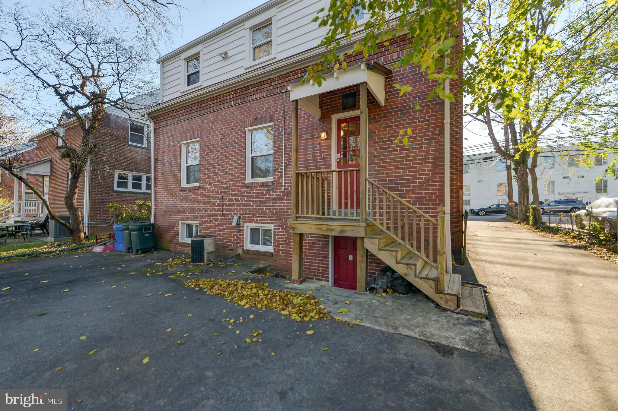 8511 Cedar Street Silver Spring, MD 20910 - Photo 16 of 54 Gallery Image 16