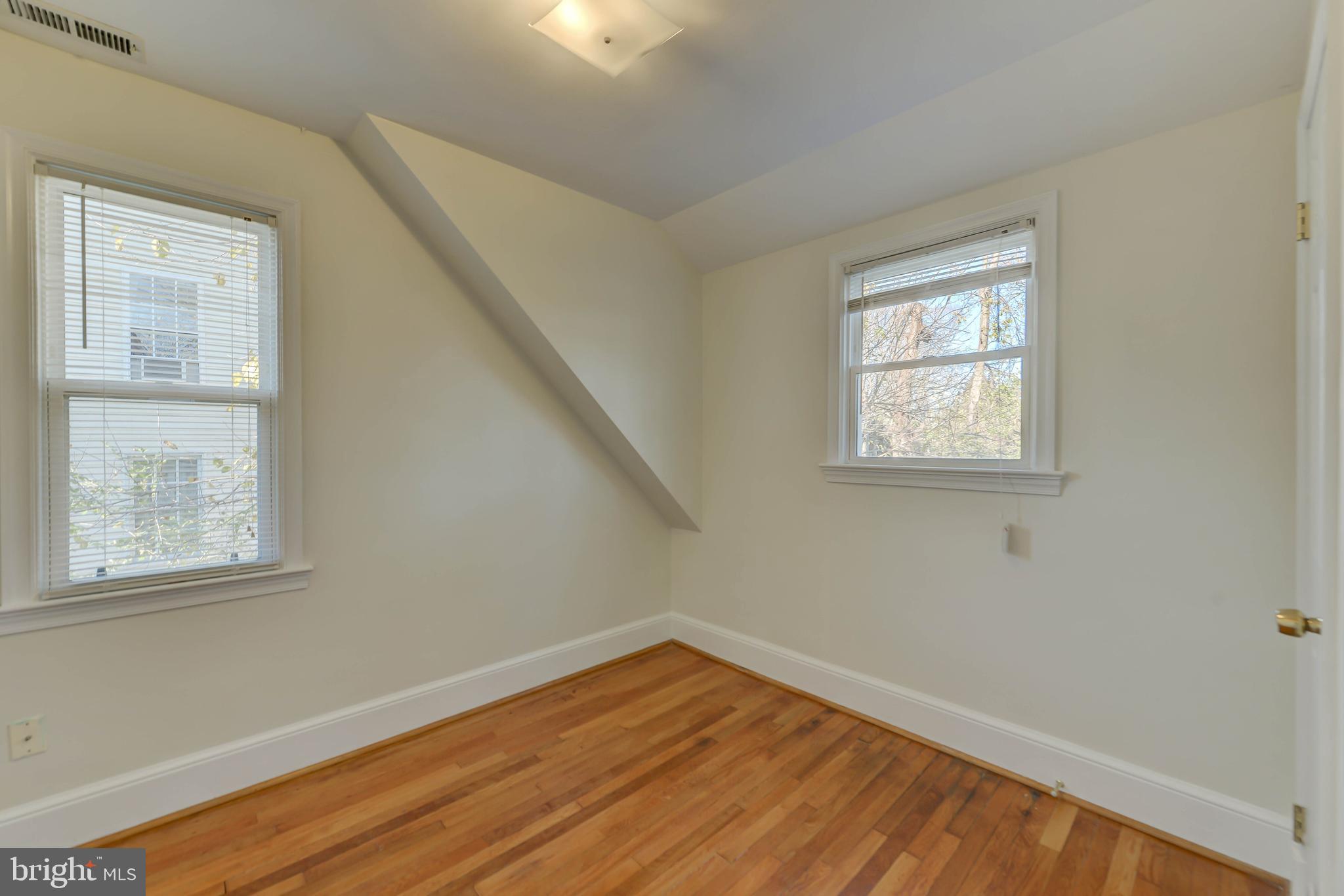 8511 Cedar Street Silver Spring, MD 20910 - Photo 29 of 54 Gallery Image 29