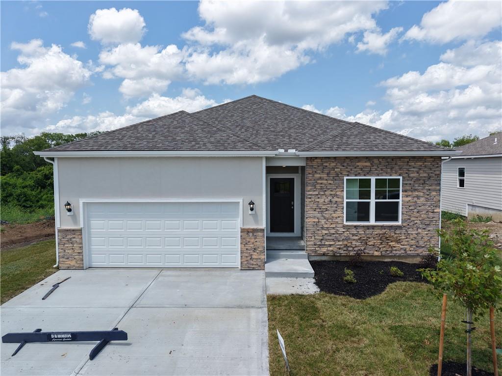 2202 Creek View Lane Raymore, MO 64083 - Photo 1 of 1