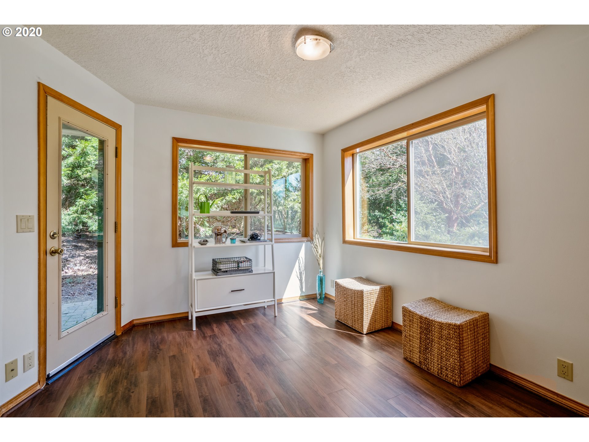 8250 Northeast Warren Road Dundee, OR 97115 - Photo 14 of 32 Gallery Image 14
