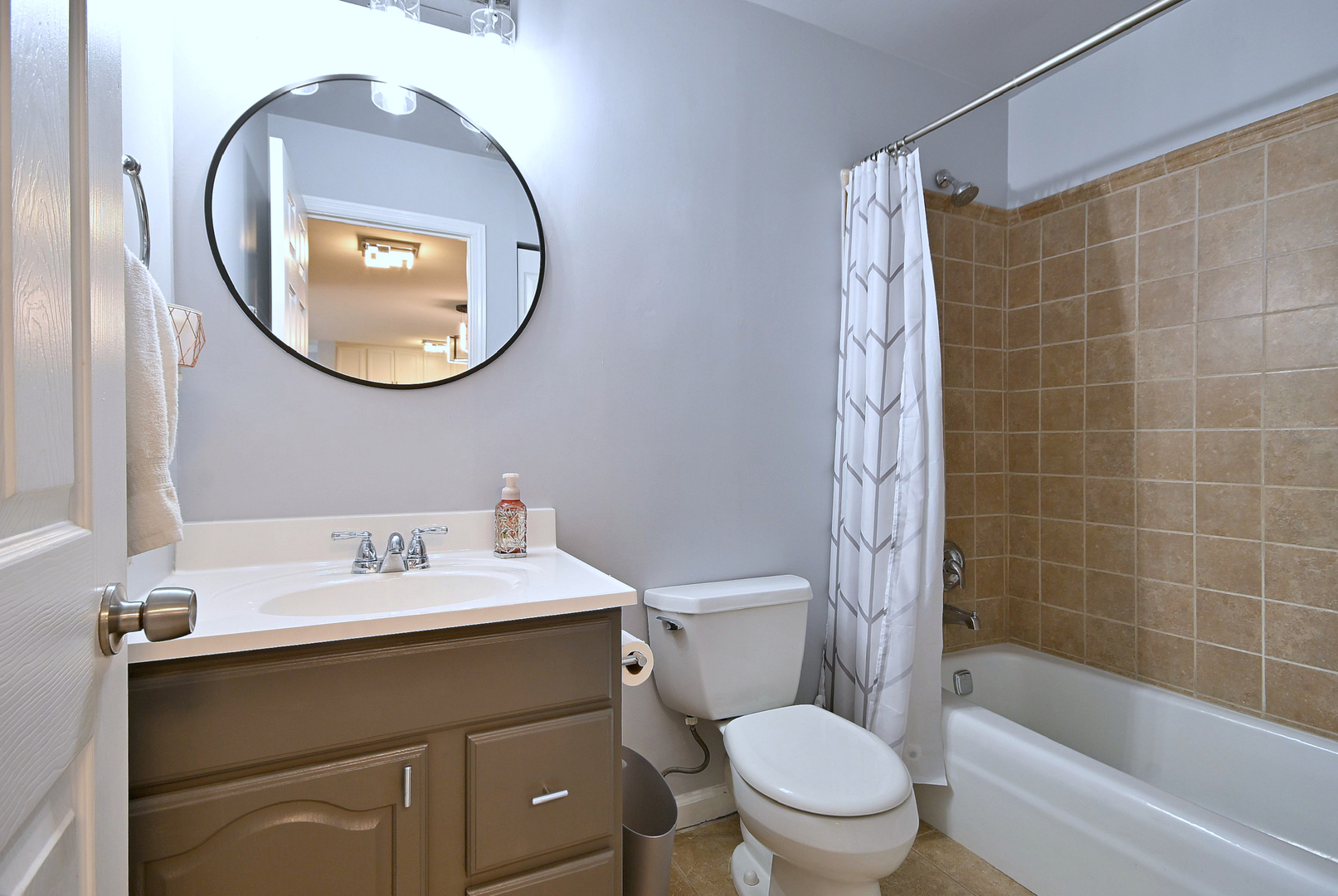 6700 South Brainard Avenue, Unit 110 Countryside, IL 60525 - Photo 13 of 16