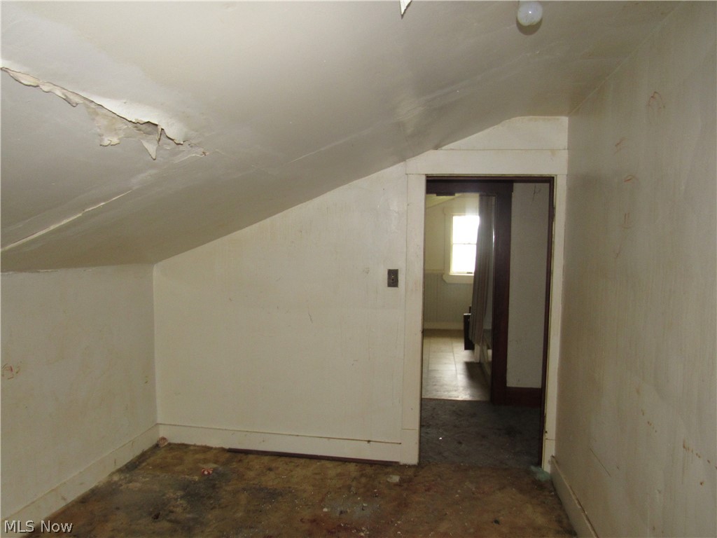 3462 Niles Carver Road Mineral Ridge, OH 44440 - Photo 26 of 33 Additional living space featuring lofted ceiling