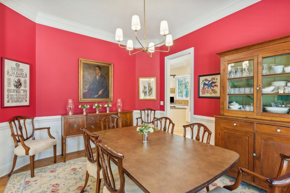 10 Marsh Creek Road Amelia Island, FL 32034 - Photo 5 of 73 a view of a dining room with furniture