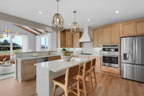 $909,007 | 8013 Glenwood Drive, Circle Pines, MN 55014