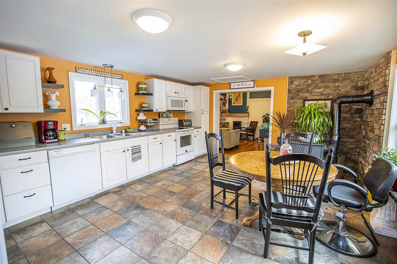 127 Chester Road Raymond, NH 03077 - Photo 2 of 12