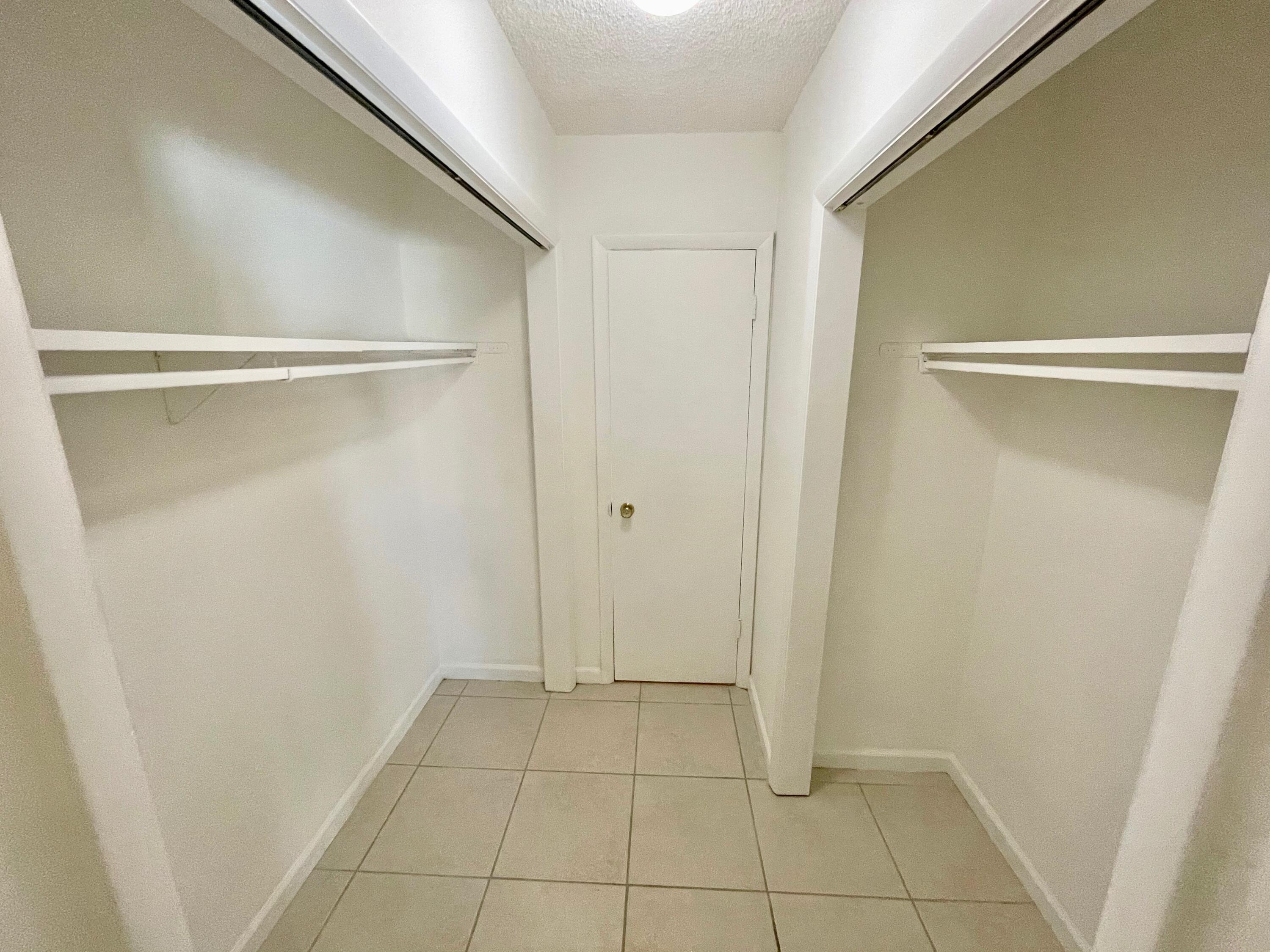 634 Northwest 13th Street, Unit 35 Boca Raton, FL 33486 - Photo 7 of 11 Oaks of Boca 634 #35 - 5
