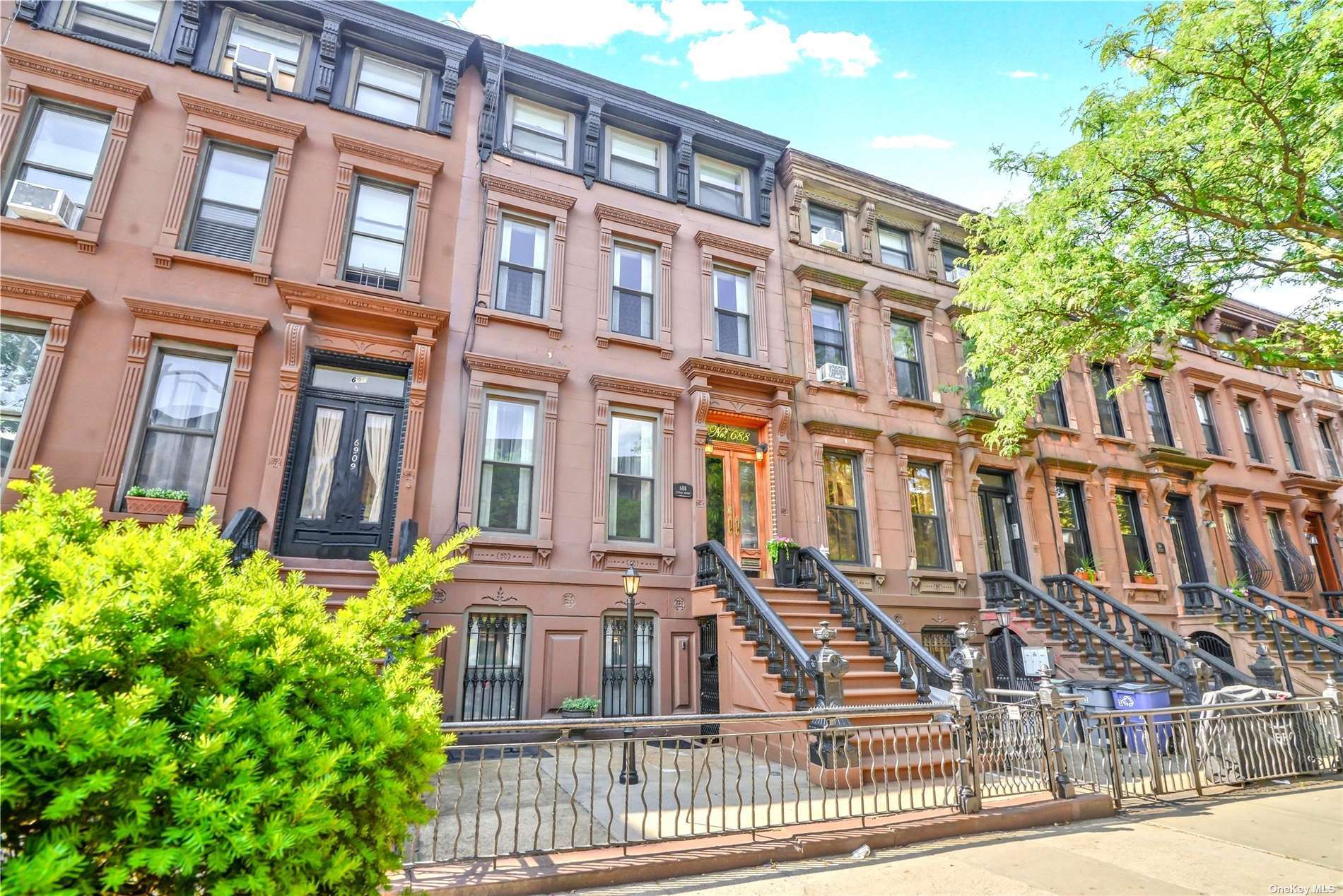 688 Putnam Avenue, Brooklyn, NY 11221 Compass