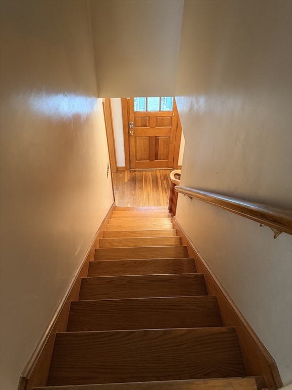 1 Nevada Road Burlington, MA 01803 - Photo 17 of 21 a view of entryway