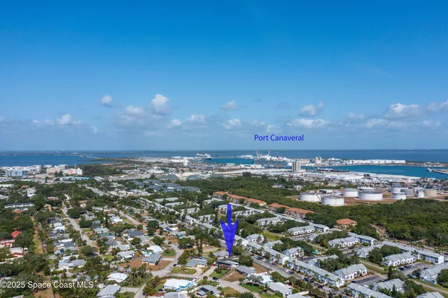 an aerial view of multiple house