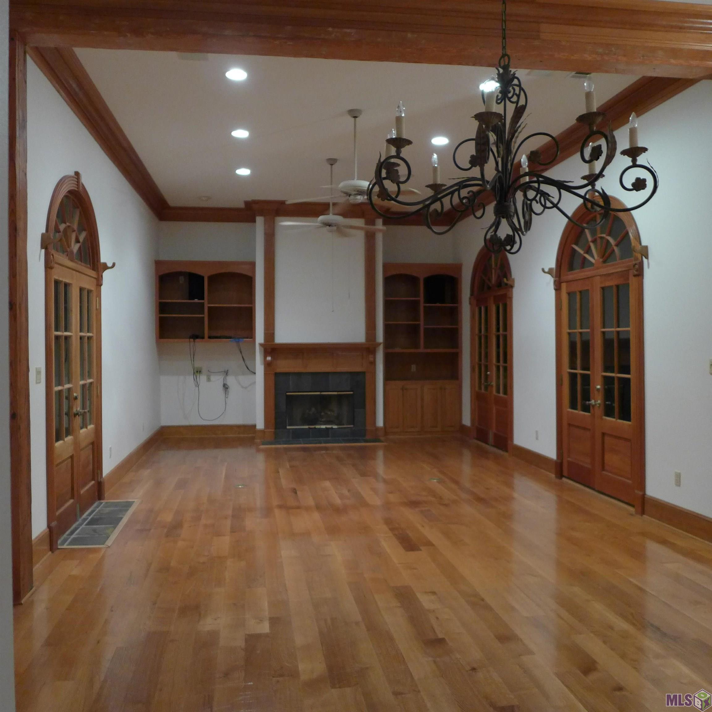 7235 Highland Road Baton Rouge, LA 70808 - Photo 5 of 34