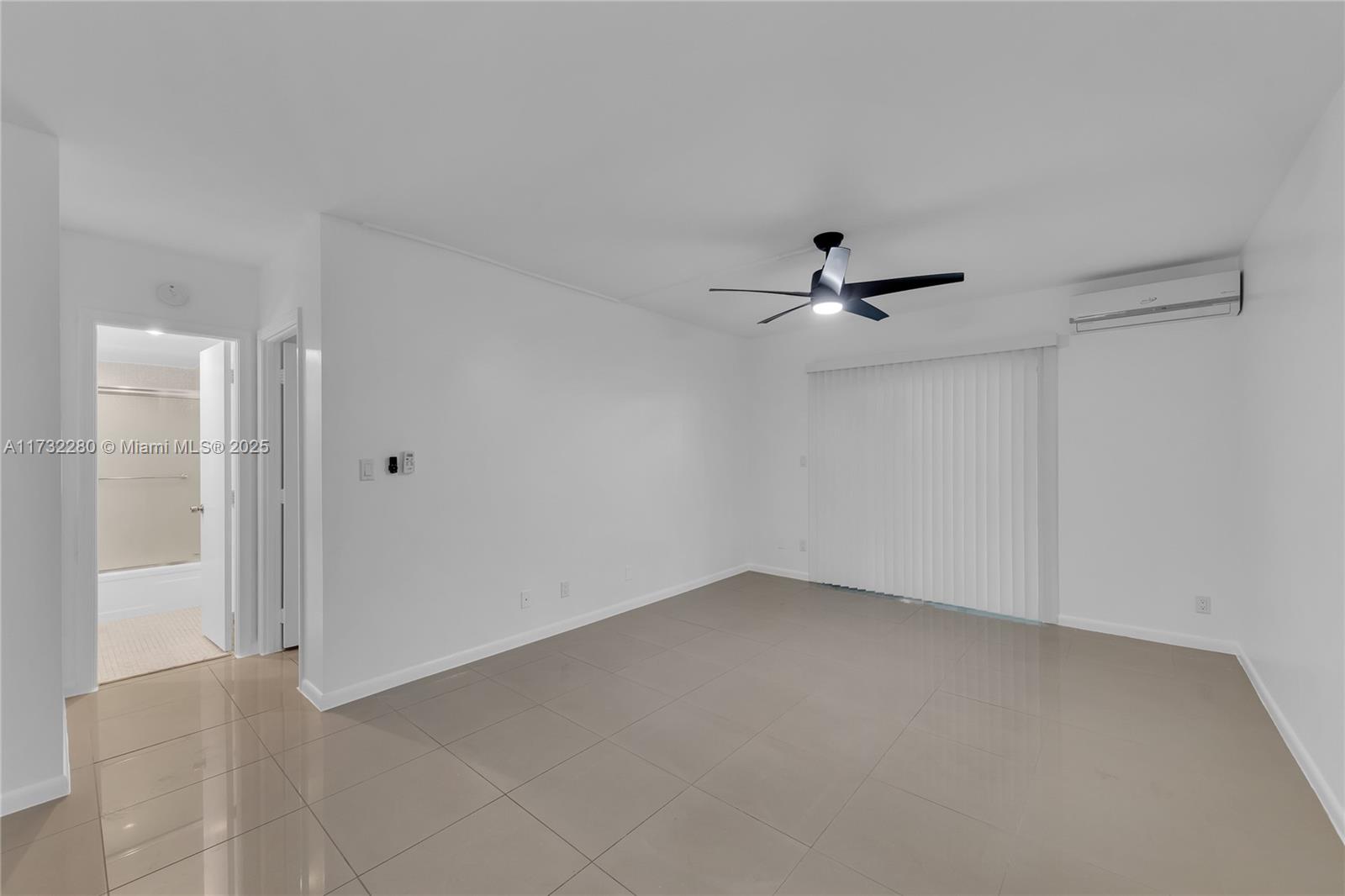 200 South Birch Road, Unit 103 Fort Lauderdale, FL 33316 - Photo 4 of 10 wooden floor in an empty room
