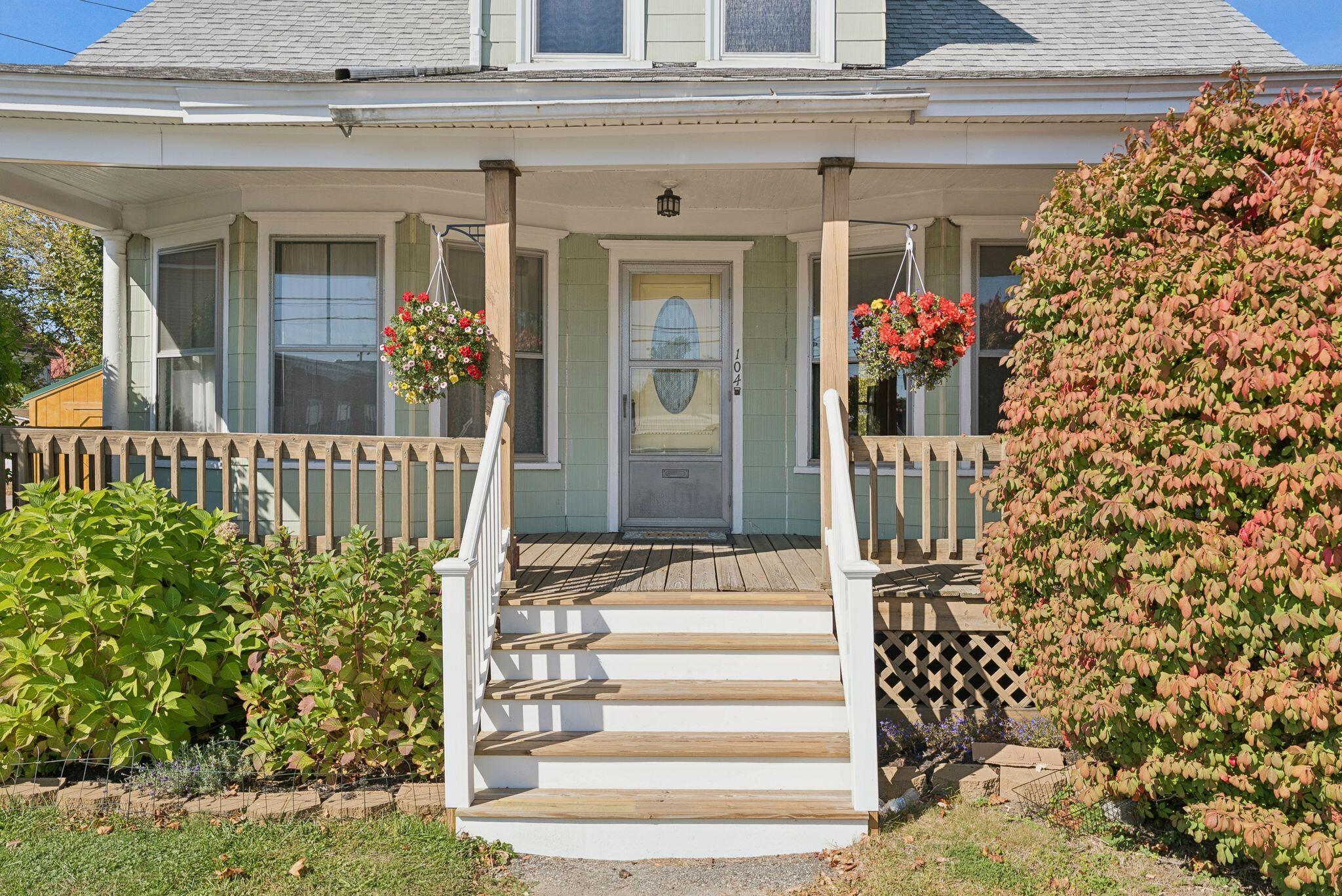 104 Spring Street Lewiston, ME 04240 - Photo 5 of 42 6_DSC01987