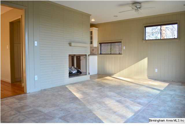 2729 Shades Crest Road Birmingham, AL 35216 - Photo 8 of 31