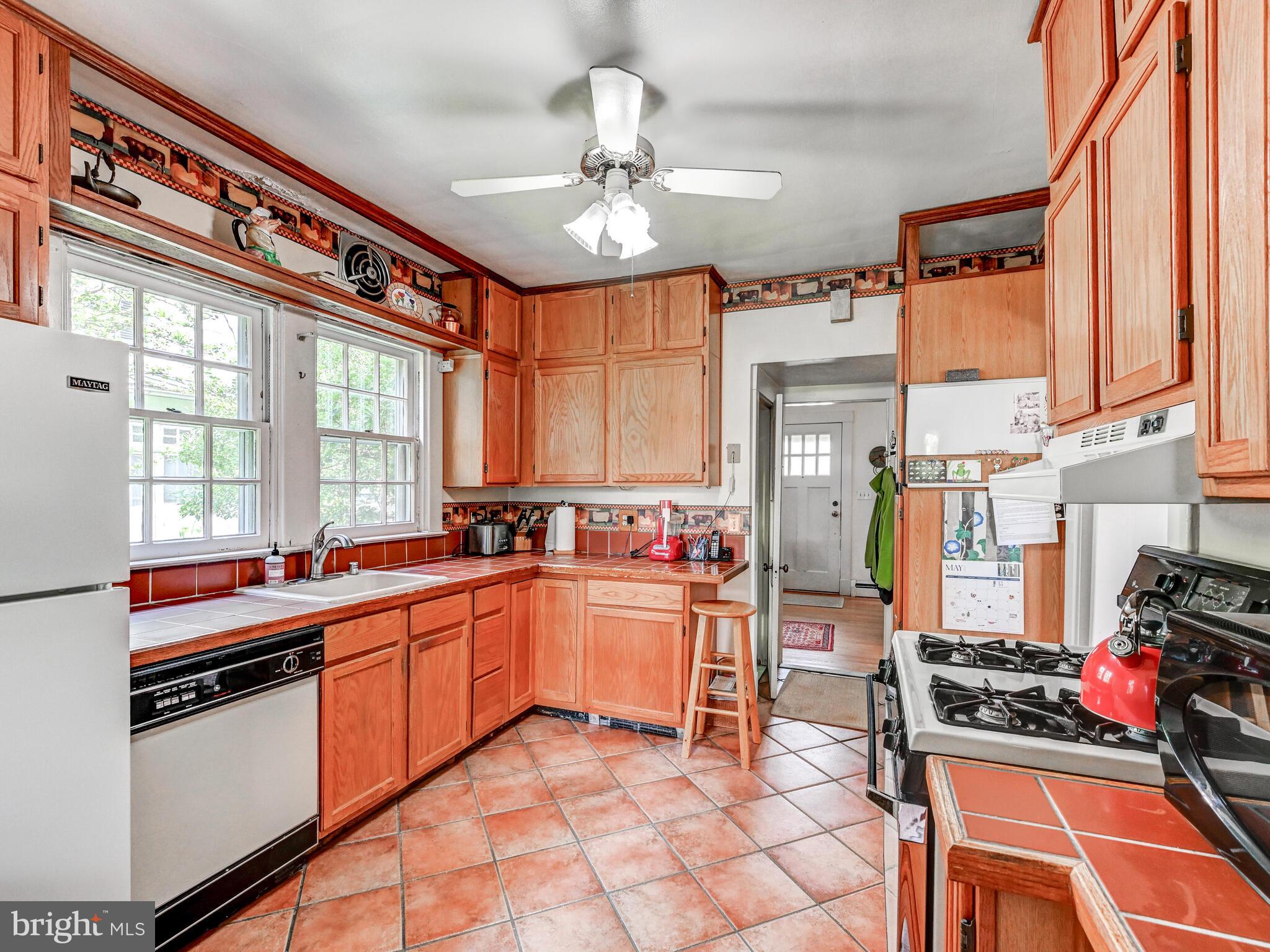 326 St Dunstans Road Baltimore, MD 21212 - Photo 16 of 43