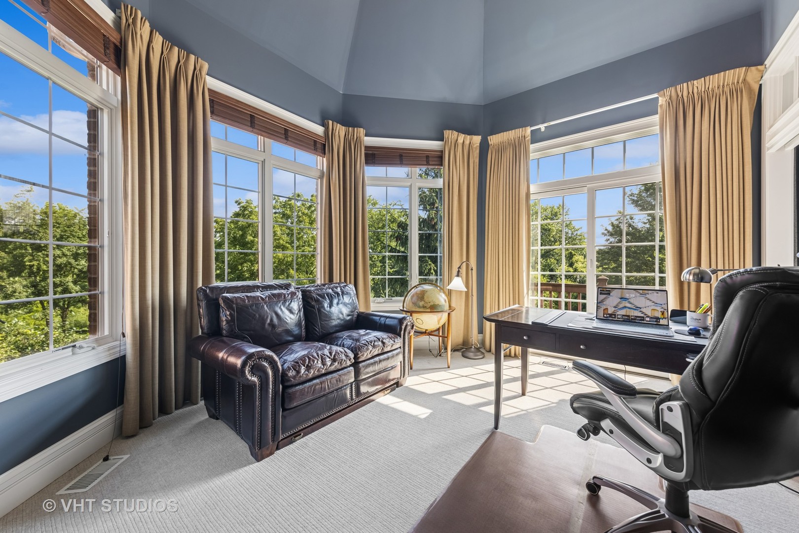 1227 Arnold Court Downers Grove, IL 60516 - Photo 17 of 72 a living room with furniture and windows